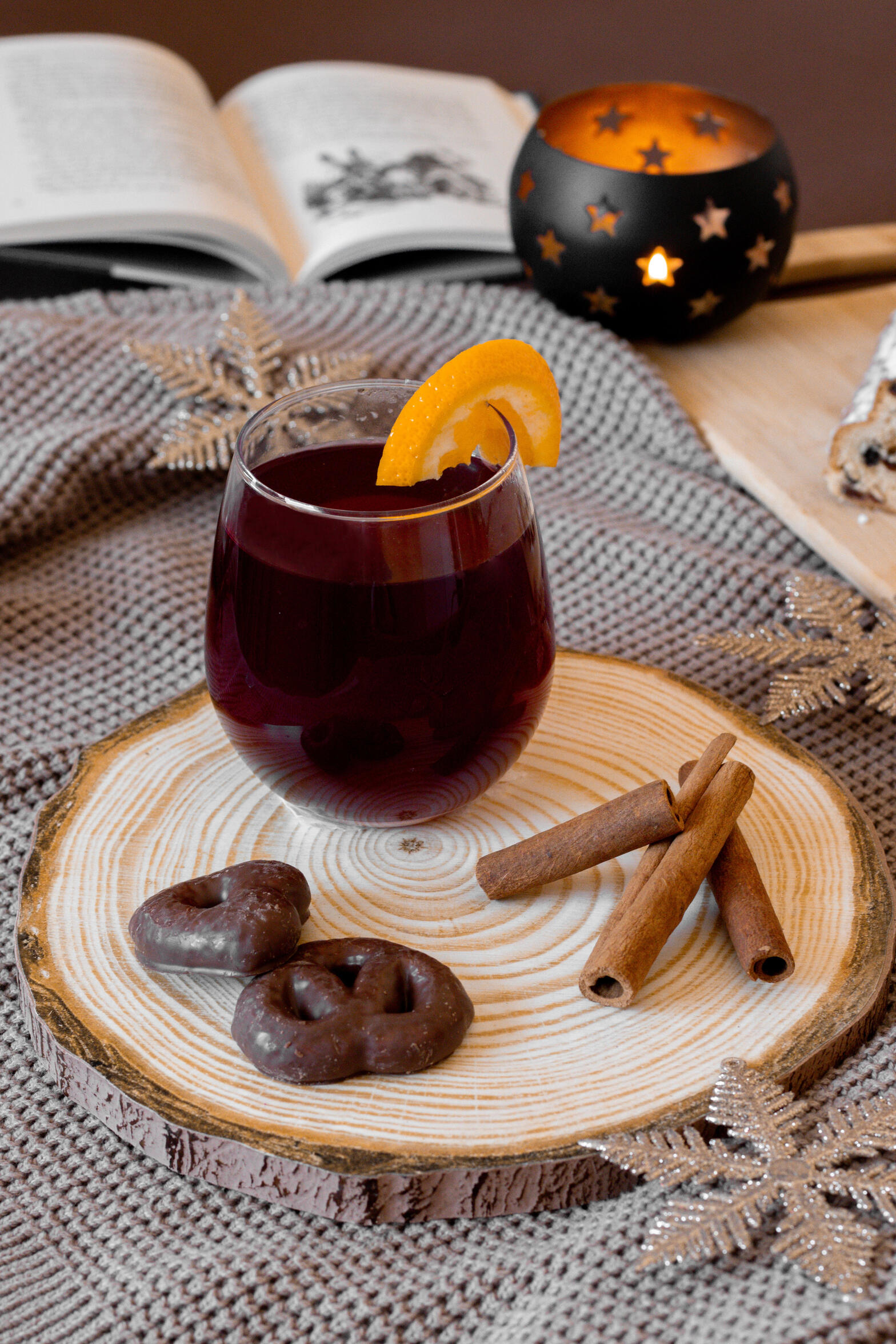 VIVI Karlsruhe Events Weihnachtsspecial Schrottwichteln Glühwein